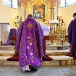 Rozpoczęcie dziennej adoracji Najświętszego Sakramentu w Brennej