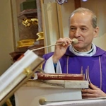 Rozpoczęcie dziennej adoracji Najświętszego Sakramentu w Brennej