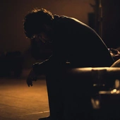 Wsparcie zaczyna się od uważności – trzy monologi o przemocy seksualnej