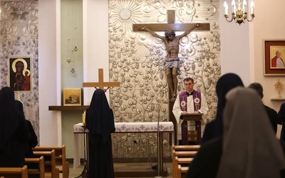 Sekretariat KEP: Modlitwa za Osoby Skrzywdzone wykorzystaniem seksualnym