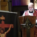 Katedra św. Mikołaja w Bielsku-Białej. Modlitwa za osoby skrzywdzone wykorzystaniem seksualnym