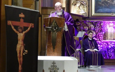 Ks. Tomasz Sroka w Bielsku-Białej o głodzie miłości wobec skrzywdzonych