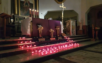 Przytulić się do krzyża