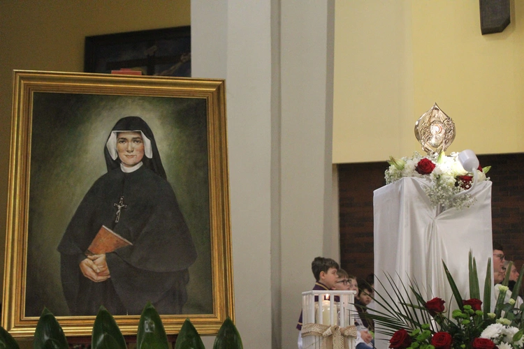 Ciechanów. Wprowadzenie relikwii św. siostry Faustyny