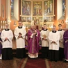 W drodze do kapłaństwa otrzymali posługi lektoratu i akolitatu
