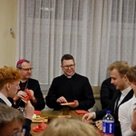 Spotkanie abp. Wojdy z młodymi bierzmowanymi