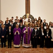 Abp Wojda: Przez bierzmowanie stajemy się uczniami i misjonarzami Jezusa