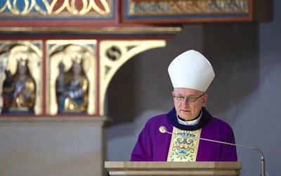 Bp Zadarko przewodniczył Mszy św. w katedrze. 