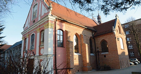 Kościół Matki Bożej Uzdrowienia Chorych na Duszy i na Ciele i św. Anny w Wejherowie.