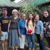 Za Międzynarodowy Wolontariat Sacré Coeur w Polsce odpowiada s. Violetta Zając, psychoterapeutka posługująca w Warszawie. 