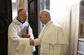 Papież o rekolekcjach: pouczeni mądrością mnichów i św. Bernarda
