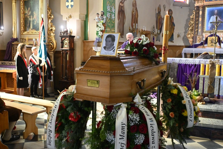 Odeszła Helena Dojczewska