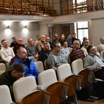 Kurs dla przyszłych nadzwyczajnych szafarzy Komunii Świętej