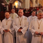 Pomogą rozdawać Komunię Świętą