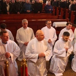 Pomogą rozdawać Komunię Świętą