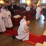 Pomogą rozdawać Komunię Świętą