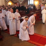 Pomogą rozdawać Komunię Świętą