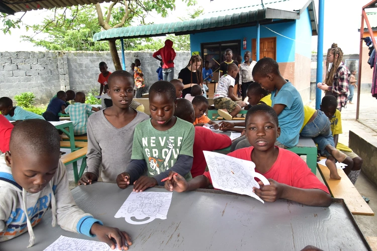 Dorastanie młodych w Zambii nie jest łatwe