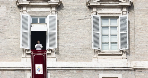 Papież: Tylko pokój - dar Boży - może uleczyć rany między narodami