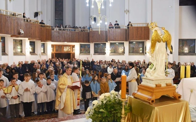 Tajemniczy biały pielgrzym