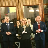 To więcej niż znaki, to przykłady