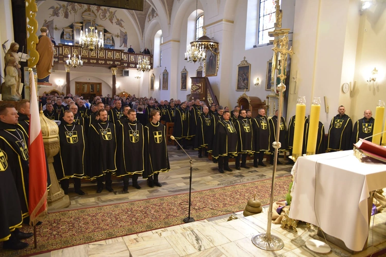 Chorągiew w Tymbarku