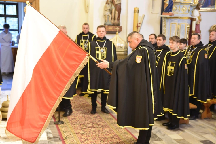 Chorągiew w Tymbarku