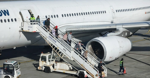 Lotnisko Chopina: 66 lotów do i z Bliskiego Wschodu anulowanych po eskalacji konfliktu w regionie