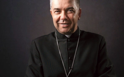 W odpowiedzi na prośbę młodzieży bp Wojciech Osial podjął się coniedzielnych rozważań wielkopostnych.