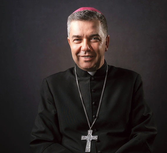 W odpowiedzi na prośbę młodzieży bp Wojciech Osial podjął się coniedzielnych rozważań wielkopostnych.