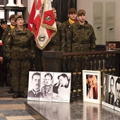 Msza św. w archikatedrze warszawskiej to inicjatywa Społecznego Komitetu Obchodów Narodowego Dnia Pamięci Żołnierzy Wyklętych.