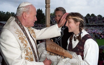 Kim jest kobieta? Papieże o nowym feminizmie