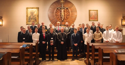 Czas słuchania i rozeznawania