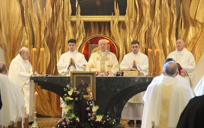 90. urodziny ks. Michała Hellera w Tarnowie - Msza św.