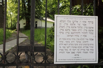 Leżajsk: Chasydzi przybywają na grób cadyka Elimelecha