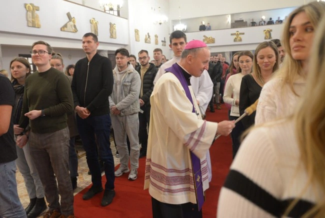 W trosce o trwałą i szczęśliwą rodzinę