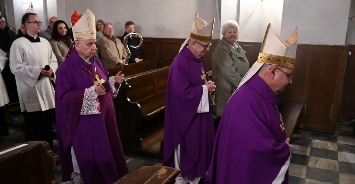 Eucharystia w intencji społeczności Uniwersytetu Opolskiego