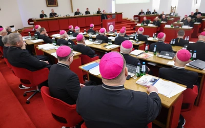 "Parafia jutra", komisja ds. małoletnich, duszpasterstwo - rozpoczęło się 404. zebranie Episkopatu