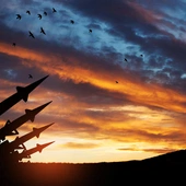 Na polską broń nuklearną nie zgodzą się ani Amerykanie, ani reszta sojuszników. Jakie są inne opcje atomowe dla Polski?