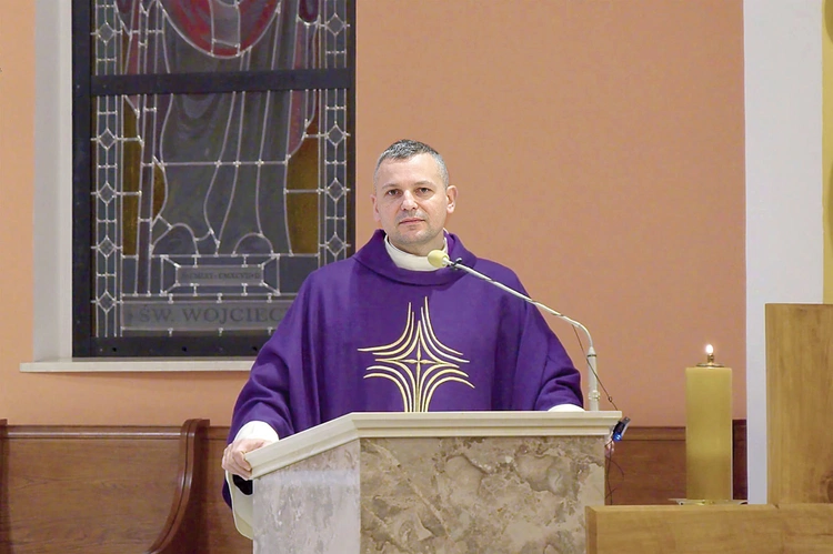 Można dołączać indywidualnie lub wspólnotowo. Plan celebracji na www.diecezja.gda.pl.