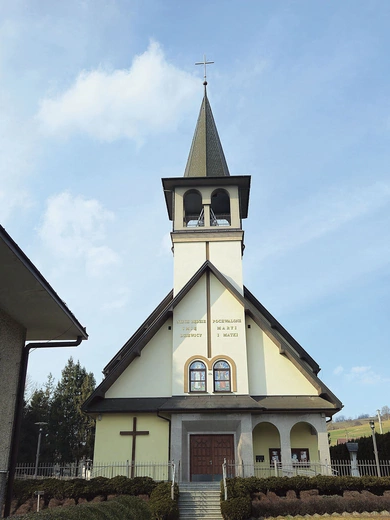 Kościół w Jasiennej. 