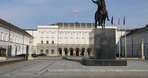 Dziś spotkanie prezydenta, premiera, szefa NBP i ministrów ws. alternatywy dla SAFE