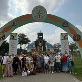 Msza w języku wietnamskim, odwołany lot i modlitwa o szczęśliwy powrót