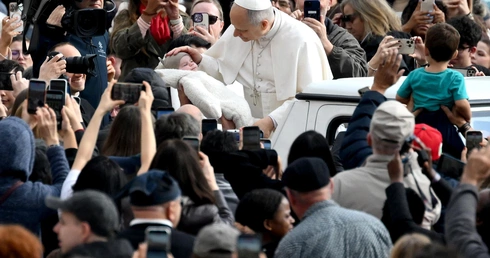 Leon XIV: Kościół nie może nigdy zamykać się w sobie, lecz jest otwarty na wszystkich i jest dla wszystkich