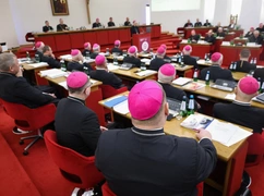 Episkopat powołał komisję niezależnych ekspertów ds. zbadania zjawiska wykorzystywania seksualnego małoletnich