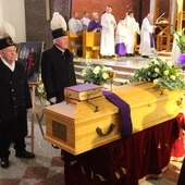 Lubin. Pogrzeb ks. Kazimierza Rapacza