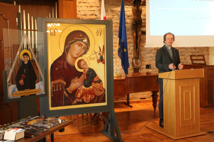 Płock. Konferencja poświęcona pracom konserwatorskim na Wzgórzu Tumskim 