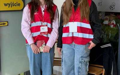 Wolontariusze Caritas w sklepach