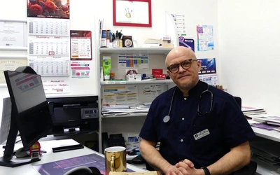 Doktor Wojciech Pałasz - zdobywca tytułu Hipokrates 2025 w powiecie cieszyńskim.