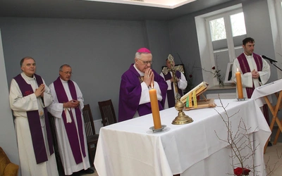 Msza św. w 30. rocznicę śmierci bp. Domina cz.1